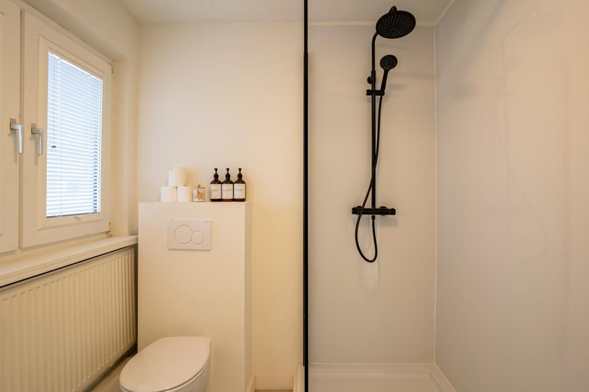 Maas Suites - The River House With Private Sauna Lanaken Extérieur photo